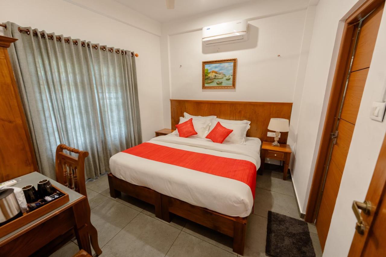 Fort Kochi Seacoast Inn Fortkochi מראה חיצוני תמונה