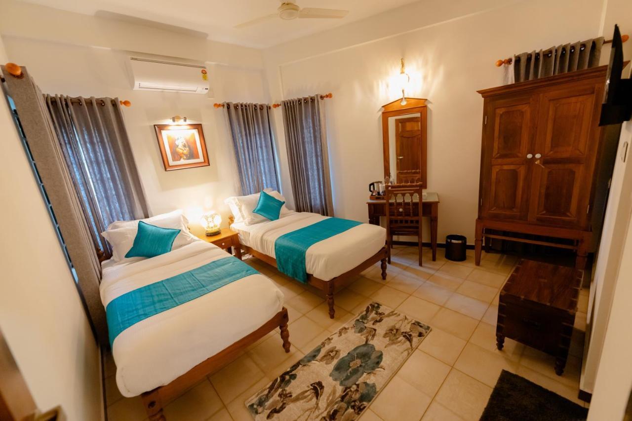 Fort Kochi Seacoast Inn Fortkochi מראה חיצוני תמונה